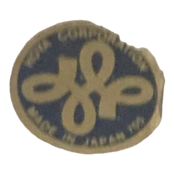 Hoya Frosted CrystalGlass Vase - Picture 6 of 6